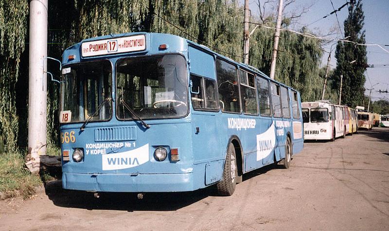 Файл:Kht 666z 20040820.jpg