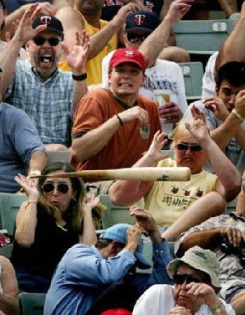 Файл:Baseball accident.jpg