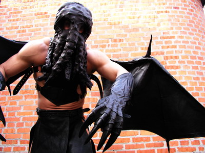 Лавкрафт в одеянии подданного Ктулху