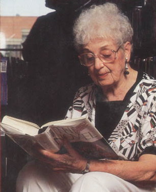 Файл:A Bookworm.jpg