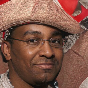 Корректор: Лука Нийздоминога. Работает в энциклопедии по условиям досрочного освобождения от алиментов.