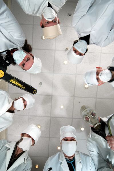 Файл:Wikipedia operators.jpg