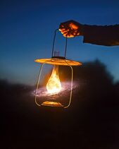 16.7.2019: Освещая галактикой путь вдалеке Мы к чему-то идём где-то там, налегке.