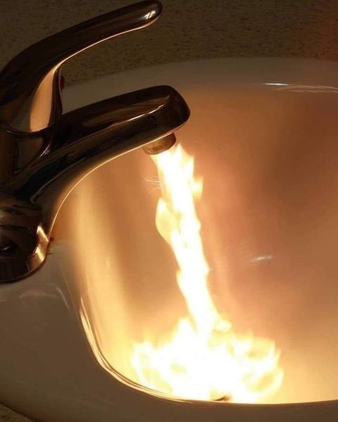 Файл:Огонь-в-кране.jpg
